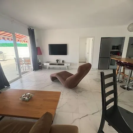 Sueño Azul With A Heated Swimming Pool Callao Salvaje