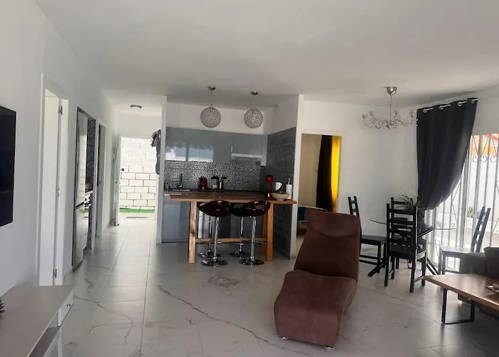 Villa Sueño Azul With A Heated Swimming Pool *