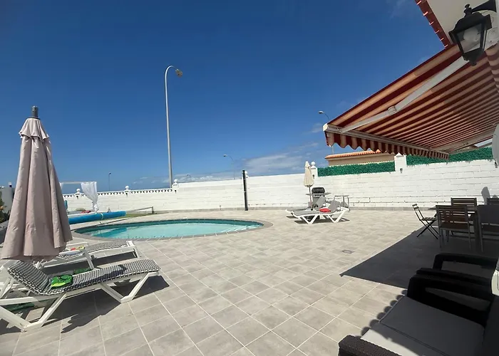 Villa Sueño Azul With A Heated Swimming Pool Callao Salvaje