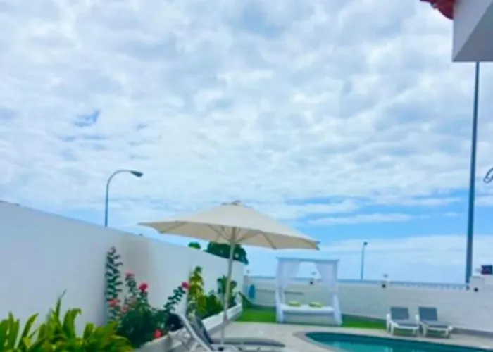 Sueno Azul With A Heated Swimming Pool *